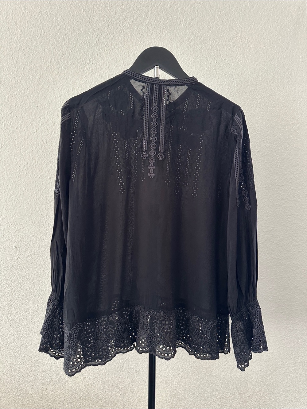Johnny Was Katya Shirt Black Embroidery Crochet Flowers Flare Button Up sz Med - Picture 7 of 11